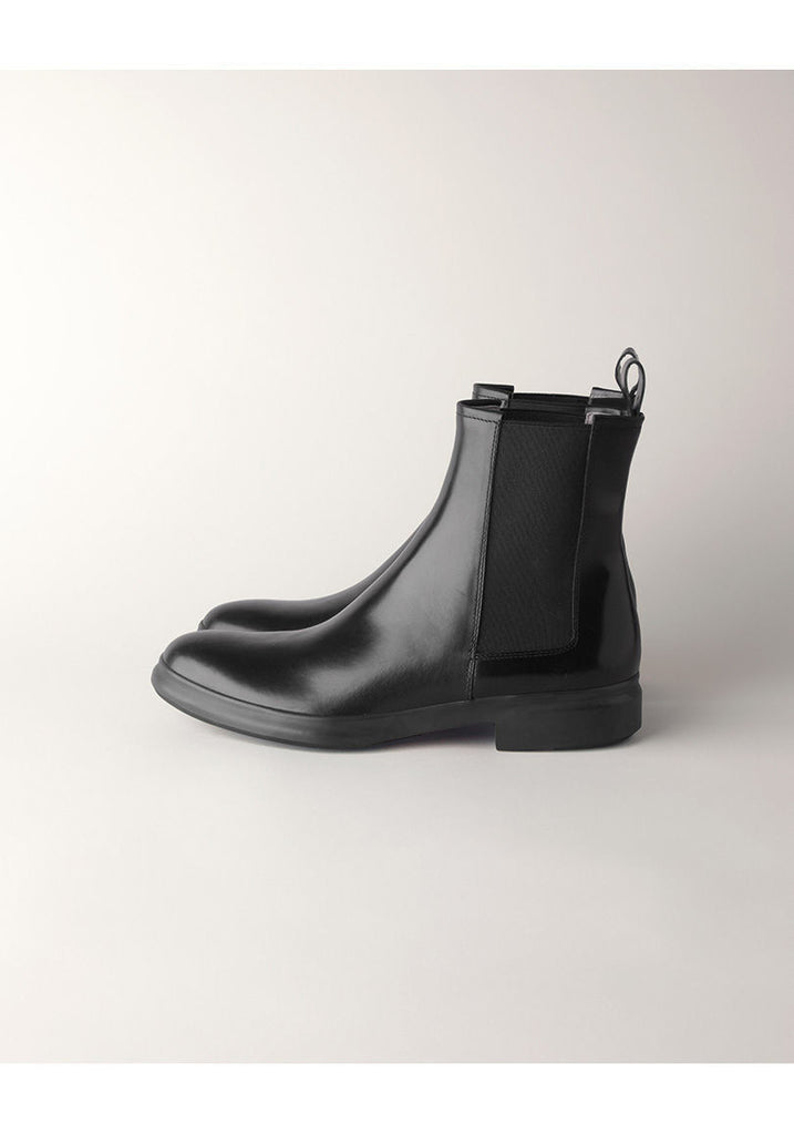 Pull-on Ankle Boot