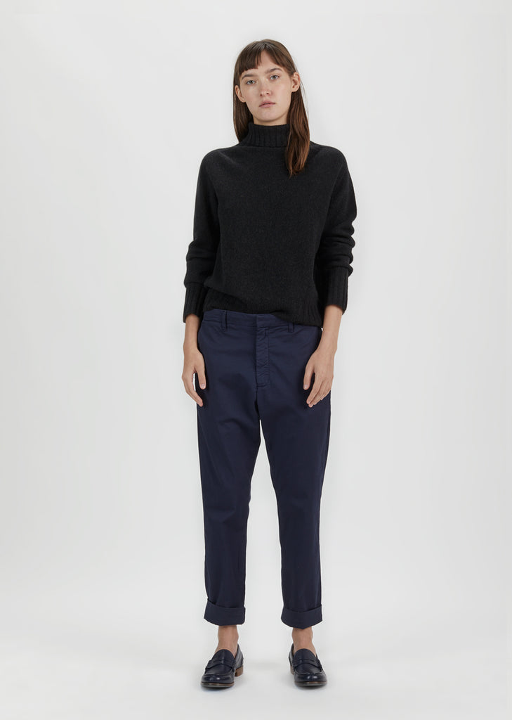 Wide Rollneck Cashmere Sweater