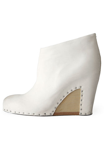 Brushed-Effect Wedge