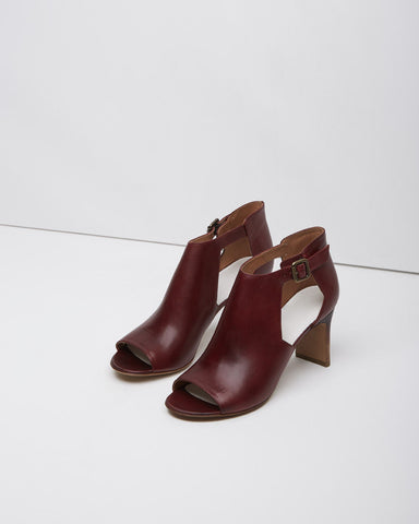 Rectangular Heel Cut-Out Boot