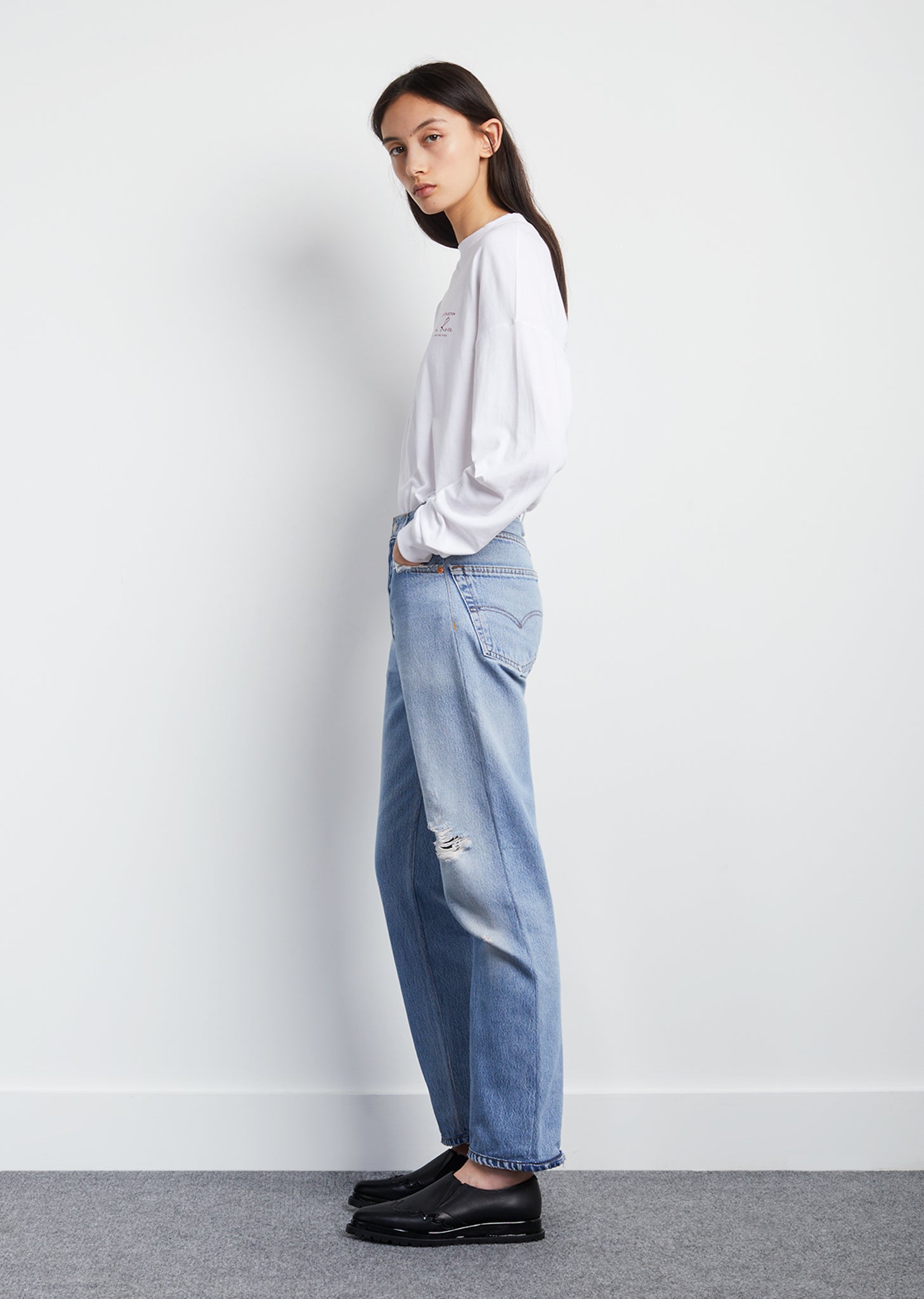 X Levi's Ultra High Rise Straight Leg Jean by RE/DONE - La Garçonne