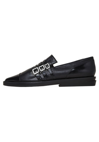 Lucas Pointy Loafer