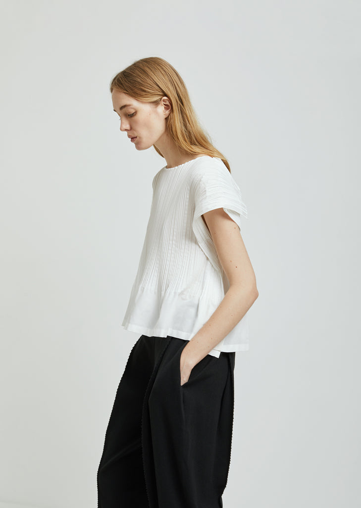 Frame Pleats Top