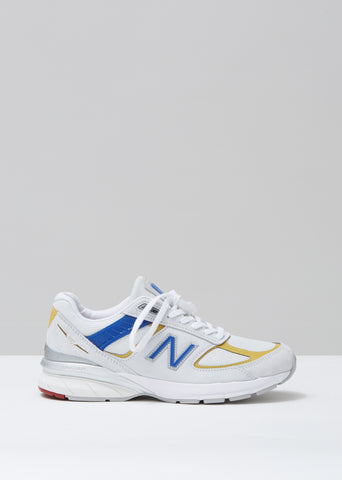 990v5 Sneakers