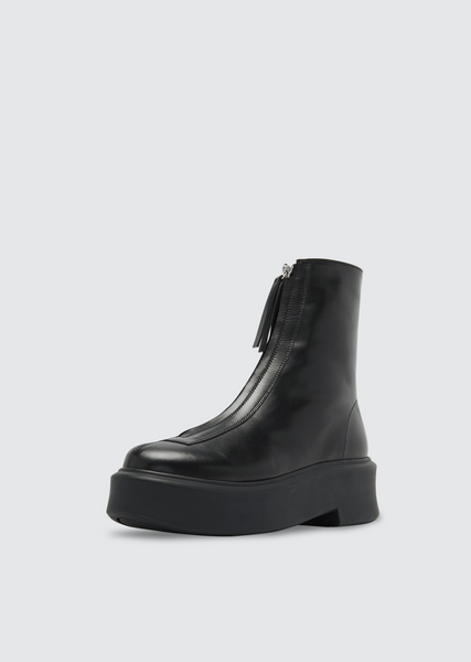 Zipped Boot I – La Garçonne