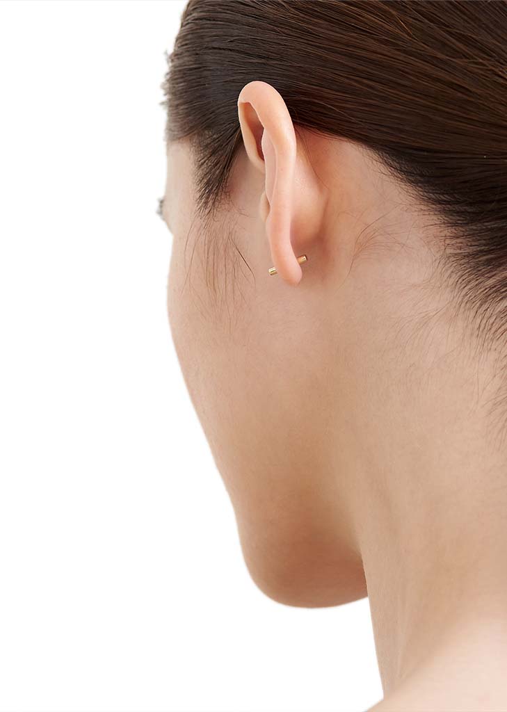 Twist Pin Earring 01